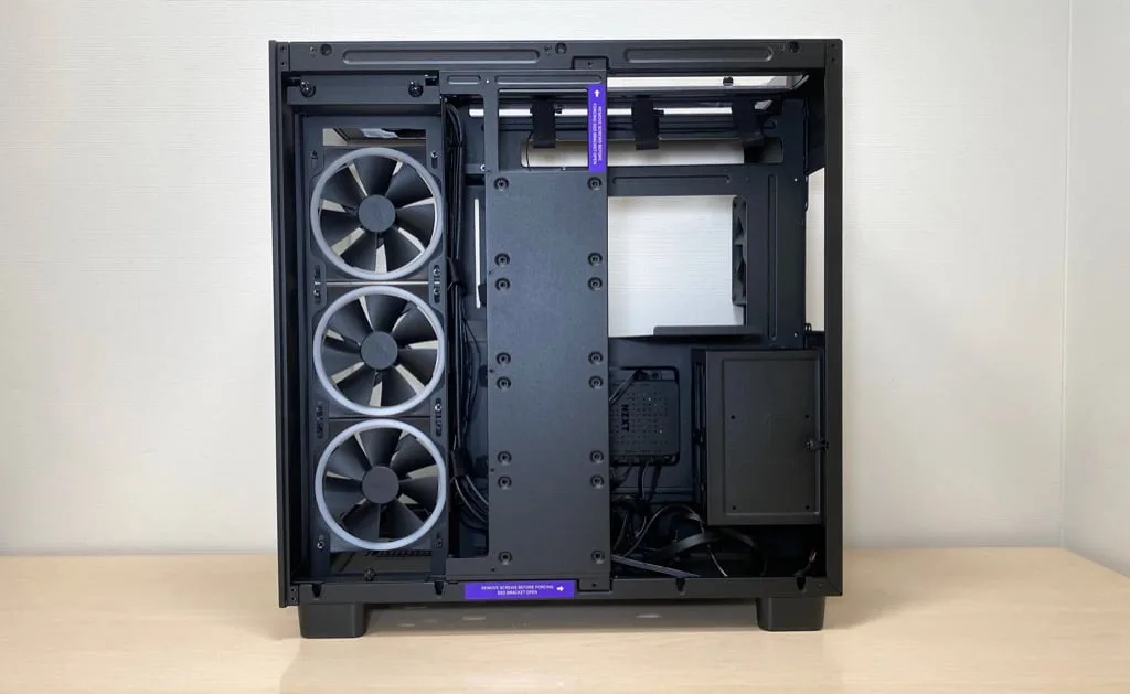 NZXT N9 Elite PCケース　ファン10枚 NZXT N9 Elite PCケース ファン10枚 - メルカリ