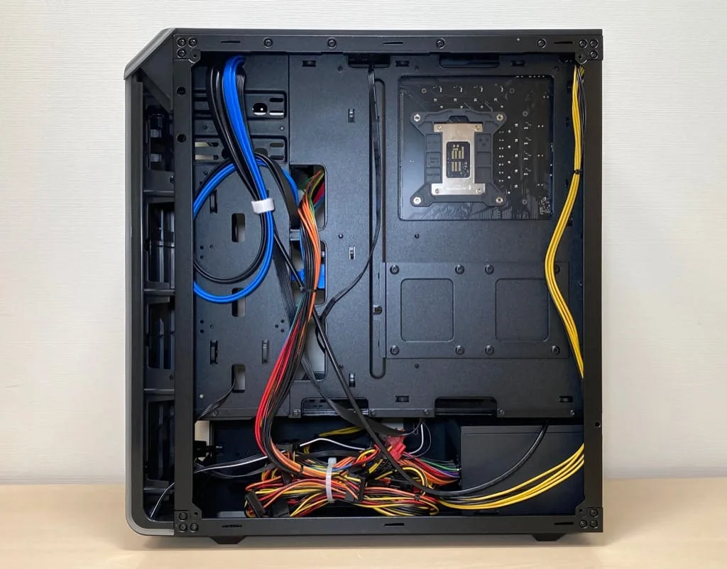 ガレリアPCケース ガレリア「ミドルタワー」「ミニタワー」ケースサイズ【ドスパラ