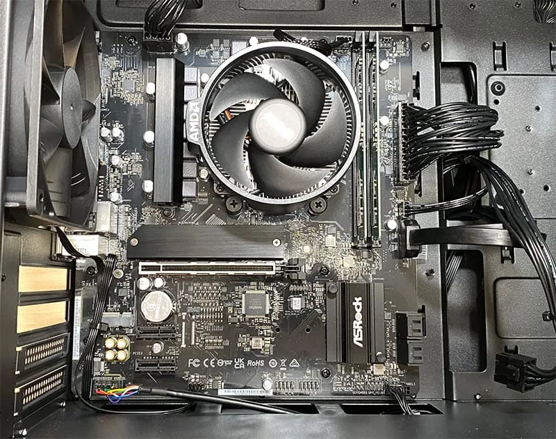 NEXTGEAR JG-A5G60 Ryzen 5 7500F+RTX 4060モデルの実機レビュー